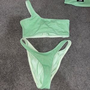 Triangl Bikini Set